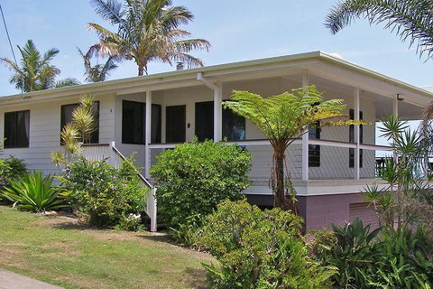 AMITY TREETOPS - Stays Accommodation 3