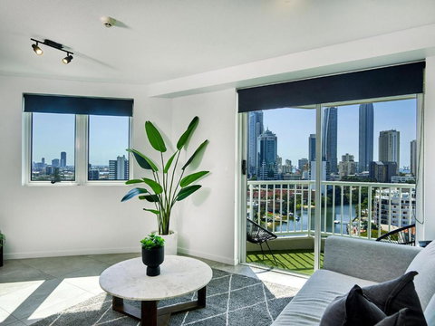 Amazing Views Surfers Paradise 2 Bedroom Unit Close To Everything - Stays Accommodation 2