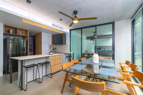 Aria Villa 2 Port Douglas - Stays Accommodation 4