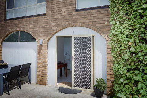 Arlingtons Holiday Accommodation - Stays Accommodation 2