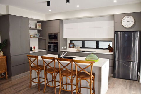 Aurora On Gregory - Stayed 0