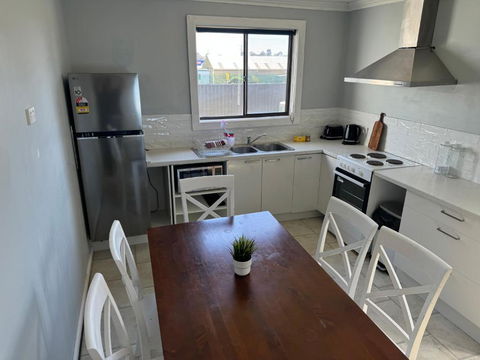 Austin Cottage - Stayed 2