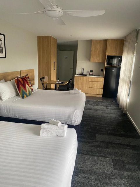 AVENUE MOTEL APARTMENTS - Stayed 3