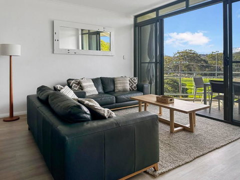 Avoca Coastal Retreat - Unit 13 Avoca Palms Resort - Stays Accommodation 1