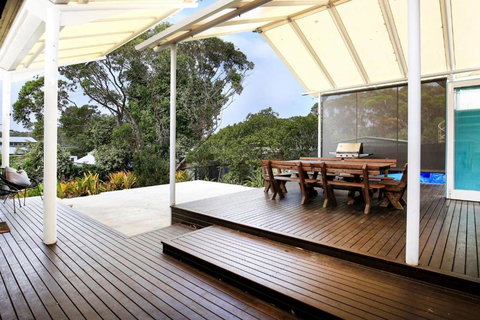 Ayana - Pet Friendly - Directly Opposite Beach - Fireplace - Stays Accommodation 1