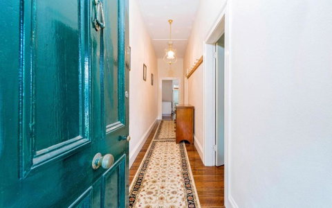 Azile 1875 Heritage Victorian Duplex - Stayed 0