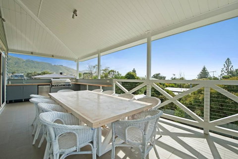 Apollo Bay Oceanview Mountain Retreat, Pet Friendly, EV Station, Fireplace - Stays Accommodation 0