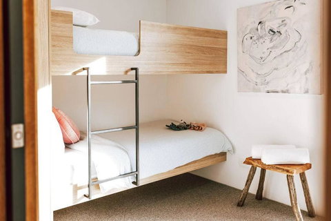 B E R T I E - Central Bicheno - Stays Accommodation 2