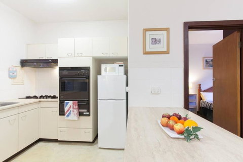 B3 Crawley Apartment 1 BRM & Sleepout Near UWA - Stays Accommodation 4