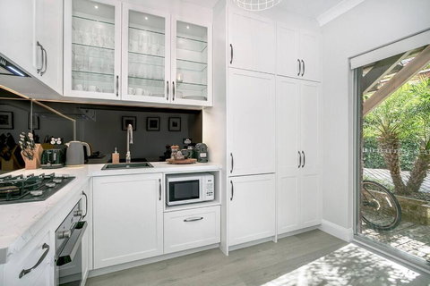 BALO1 - The Esplanade - Mosman - Stays Accommodation 2