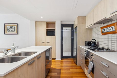 BANN2/5 - Bannister Heritage Hideaway - Stays Accommodation 4