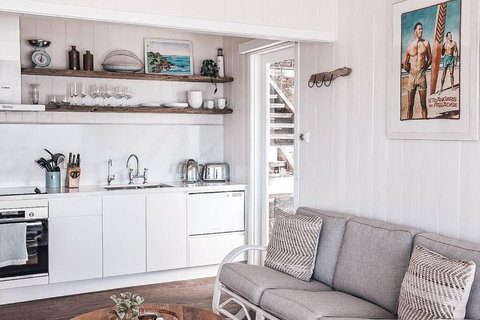 BAY PROPERTIES . Beach House Studio - Stays Accommodation 1