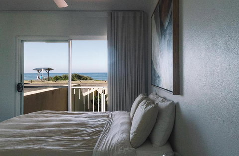 BAY PROPERTIES . Ocean Sounds - Stays Accommodation 4