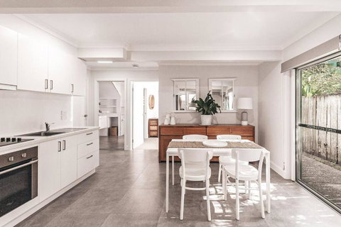 BAY PROPERTIES . Summer Salt On Main - Stays Accommodation 0