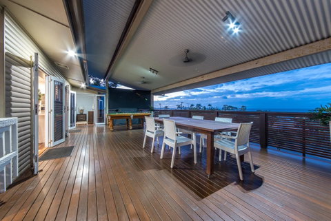 Hayman Views - Stays Accommodation 11