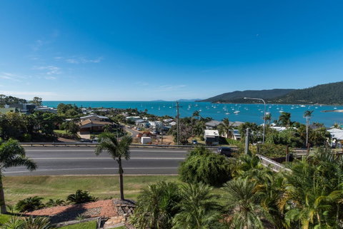 Hayman Views - Stays Accommodation 10