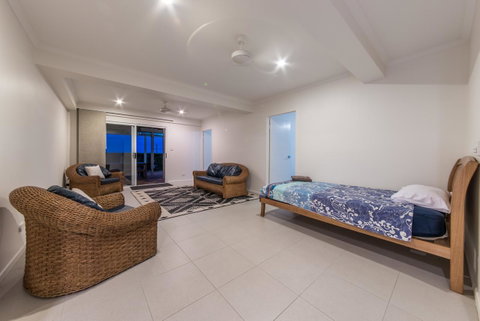 Hayman Views - Stays Accommodation 9