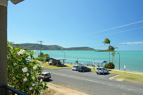 Whitsunday Waterfront Apartments - Stays Accommodation 13