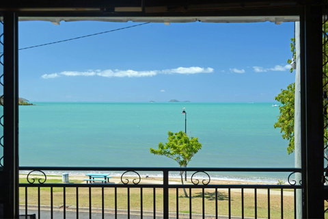 Whitsunday Waterfront Apartments - Stays Accommodation 14