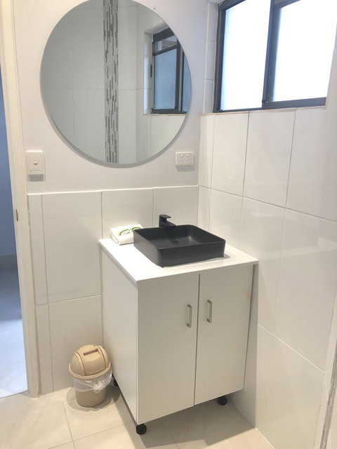 Whitsunday Waterfront Apartments - Stays Accommodation 4