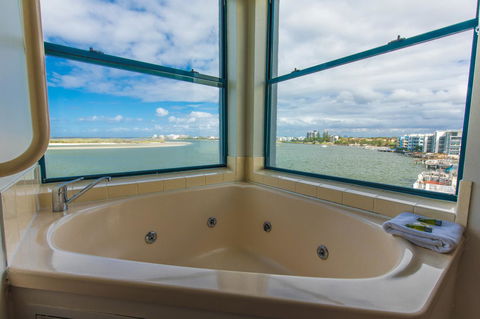 La Promenade - Stayed 36