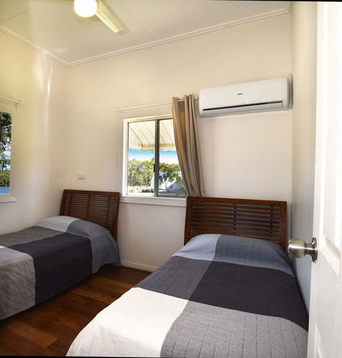 Absolute Waterfront - Stayed 3