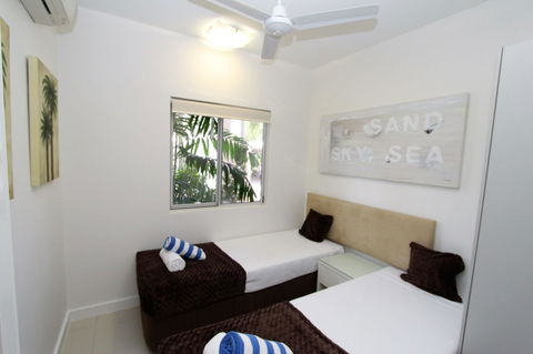 Beachside Apartment 5 - Stayed 15