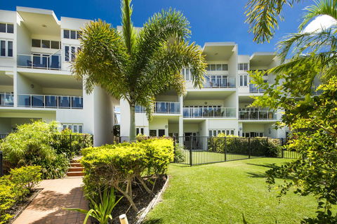 Beachside Apartment 5 - Stayed 5