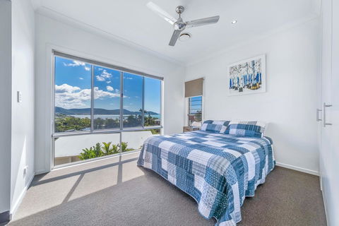 Viewpoint Holiday Home - Cannonvale - Stayed 9