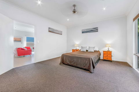 Viewpoint Holiday Home - Cannonvale - Stayed 12