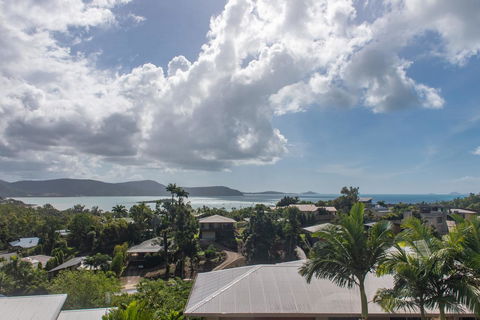 Viewpoint Holiday Home - Cannonvale - Stayed 18