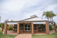Book Charleville Accommodation Vacations Stayed Stayed