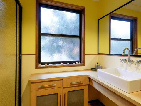 Five Bimba (Tractor House) - Stays Accommodation 14