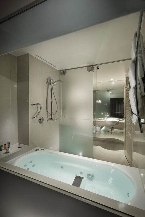 Hilton Cairns - Stayed 4