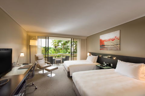 Hilton Cairns - Stayed 8