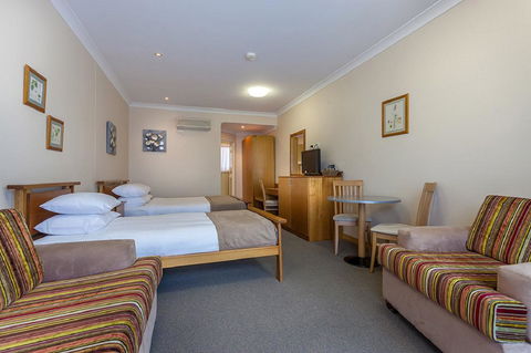 Eastgate On The Range Motel - Stayed 6