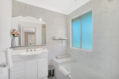 Fountain View Estate - We Accommodate - Stayed 2