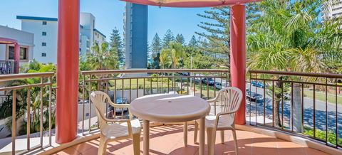 Burleigh On The Beach - Stayed 13