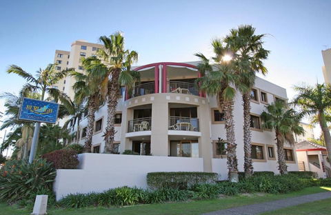 Burleigh On The Beach - Stayed 28