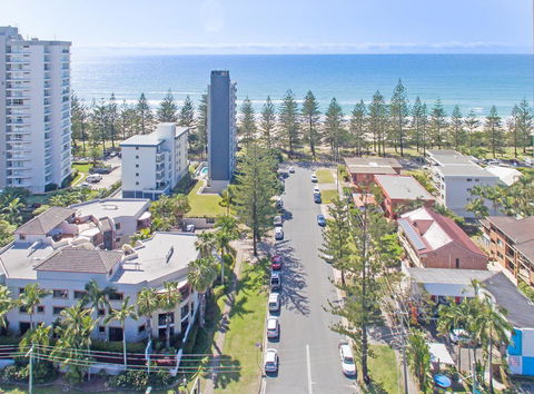 Burleigh On The Beach - Stayed 1