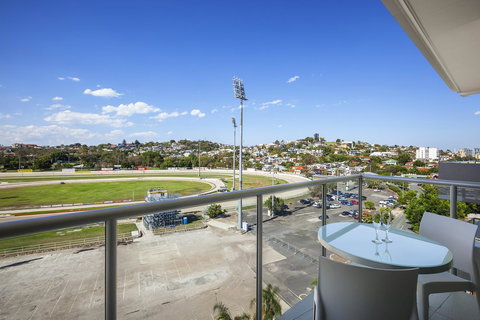 Quest Breakfast Creek - Stayed 11