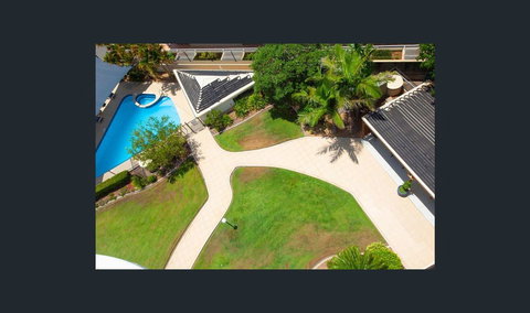 Spectrum Holiday Apartments - Stayed 7