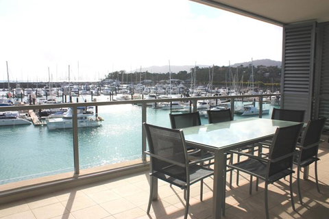 Private Seaview Apartment At Peninsula - Airlie Beach - Stays Accommodation 0