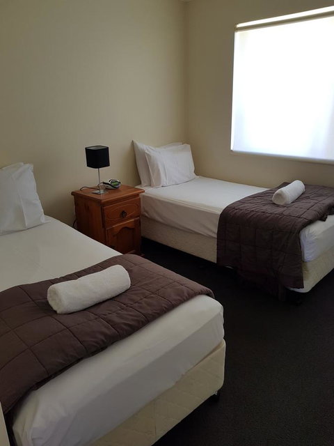 Markham Court - Stayed 15