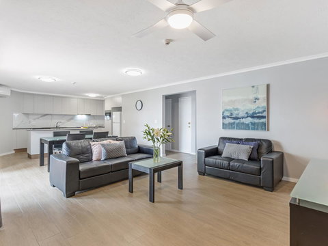 Markham Court - Stayed 17