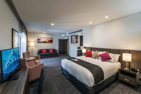 Alexandra Hills Hotel - Stays Accommodation 14