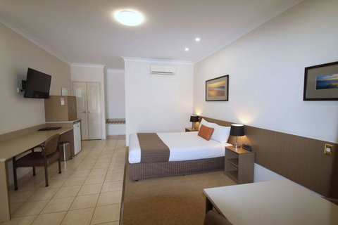 Midlander Motor Inn - Stayed 24