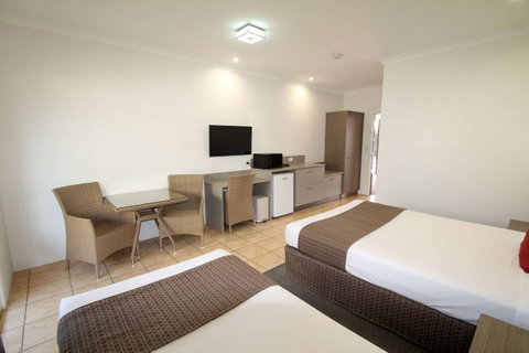 Midlander Motor Inn - Stayed 27
