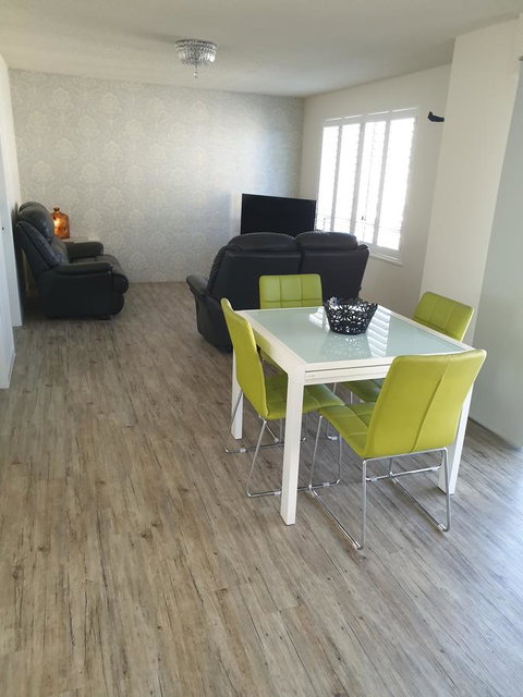 Bayview Harbourview Apartments - Stayed 16