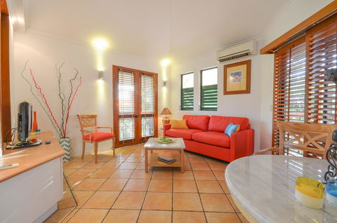 Martinique On Macrossan - Stayed 3